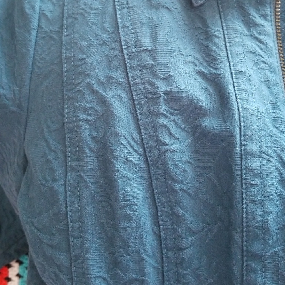 Jacket - Picture 5 of 5